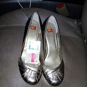 Platform wedges metallic